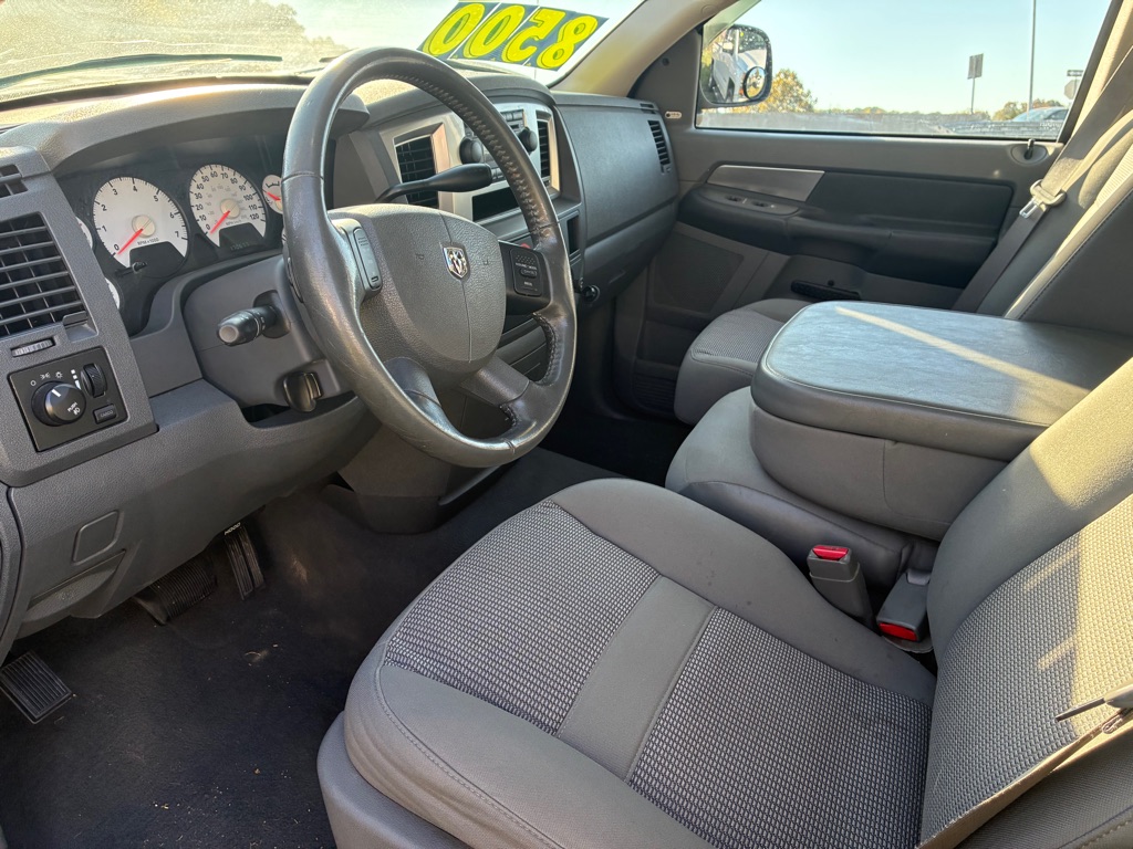 Photo 8 of this DODGE RAM 1500