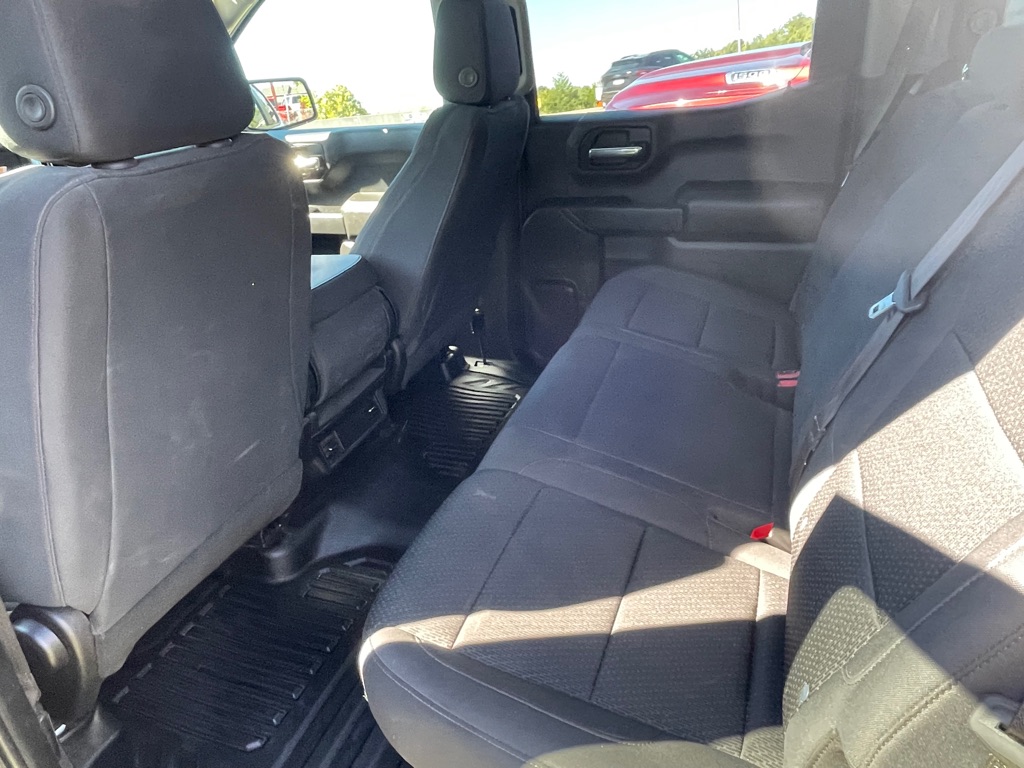Photo 10 of this CHEVROLET SILVERADO 1500