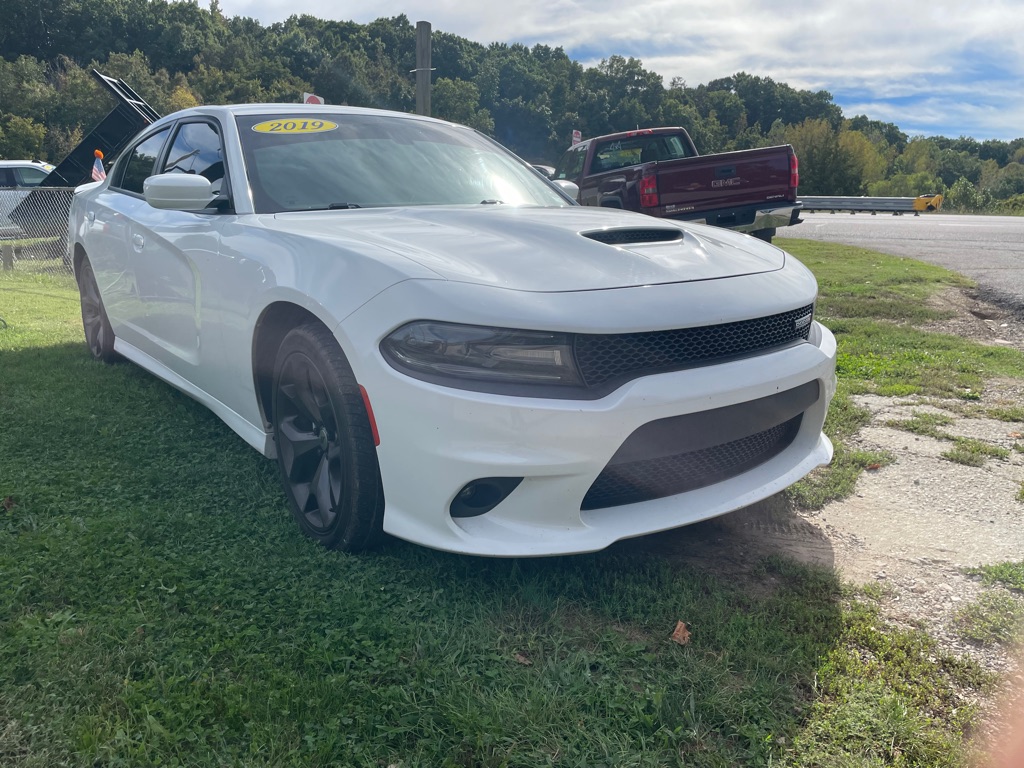 Photo 2 of this DODGE CHARGER