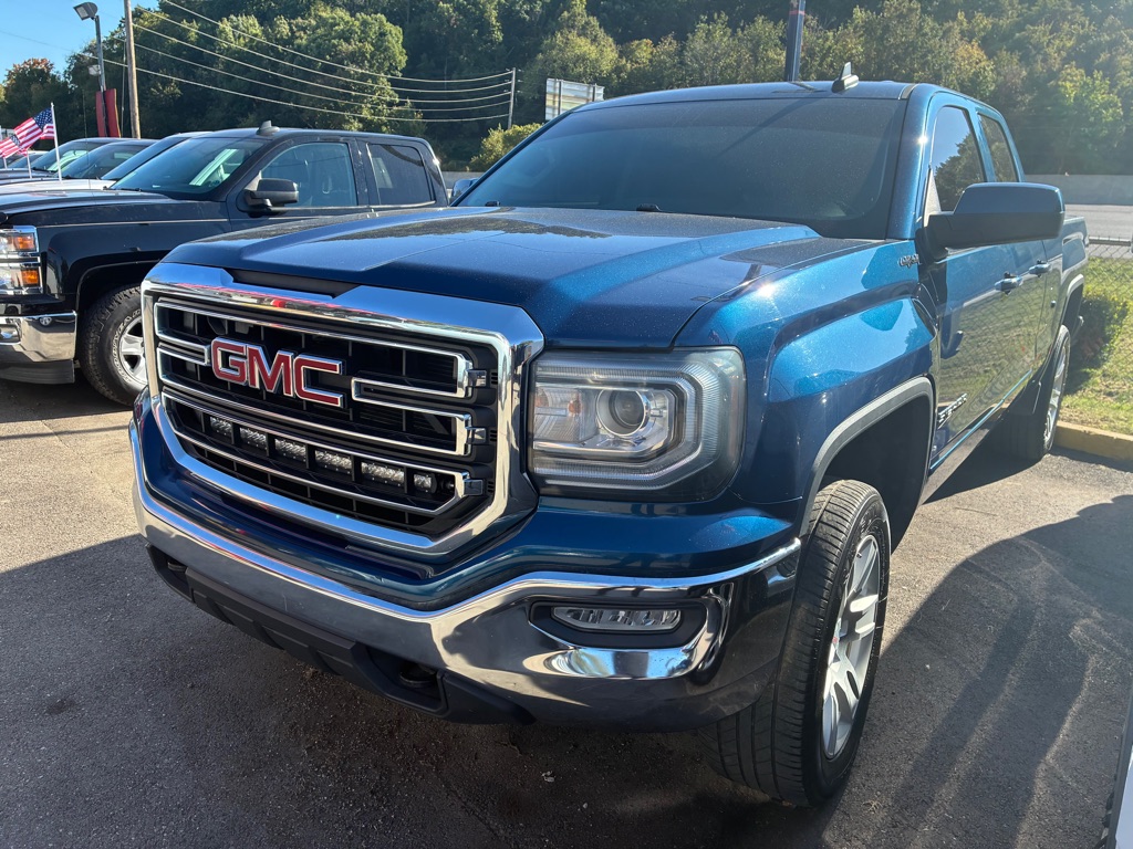 Photo 4 of this GMC SIERRA