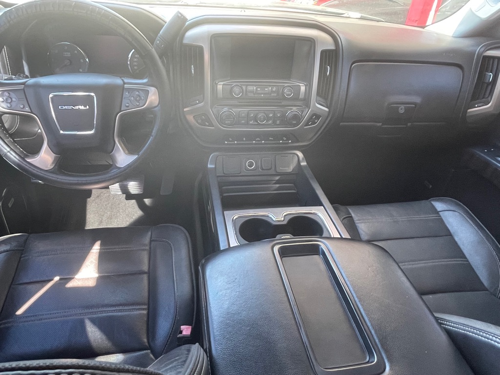 Photo 9 of this GMC SIERRA