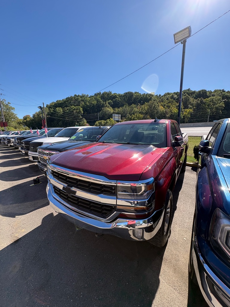 Photo 3 of this CHEVROLET SILVERADO 1500