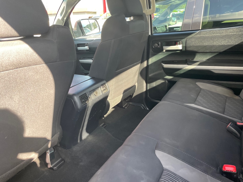 Photo 9 of this TOYOTA TUNDRA
