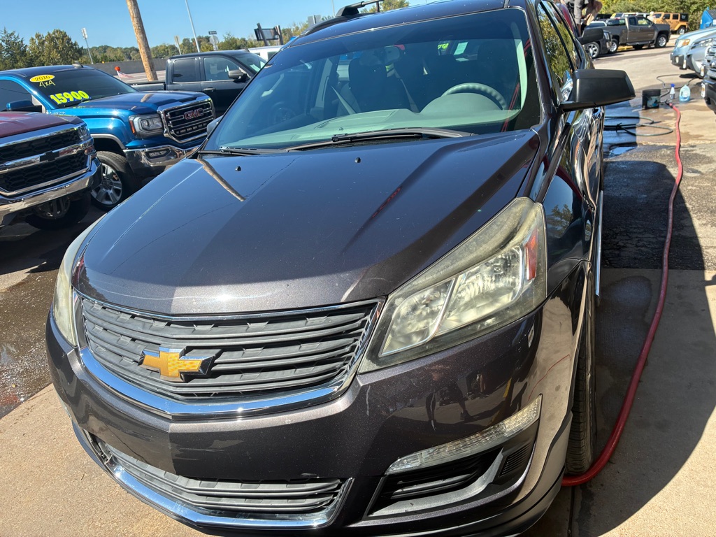 Photo 3 of this CHEVROLET TRAVERSE