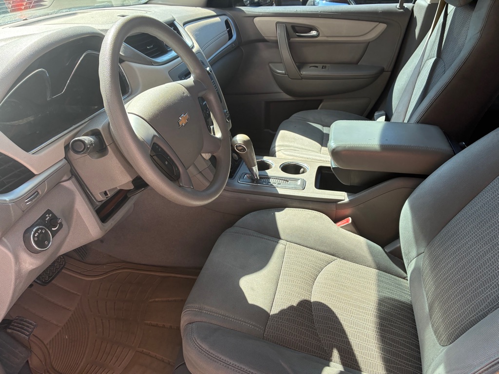 Photo 7 of this CHEVROLET TRAVERSE