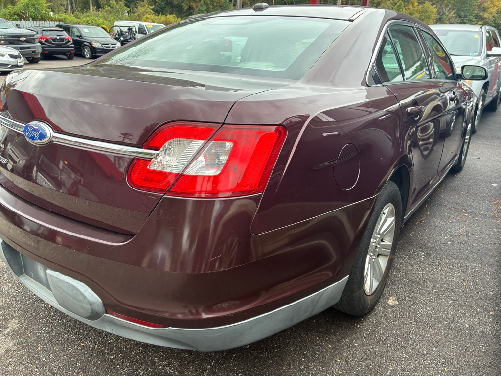 Photo 5 of this FORD TAURUS