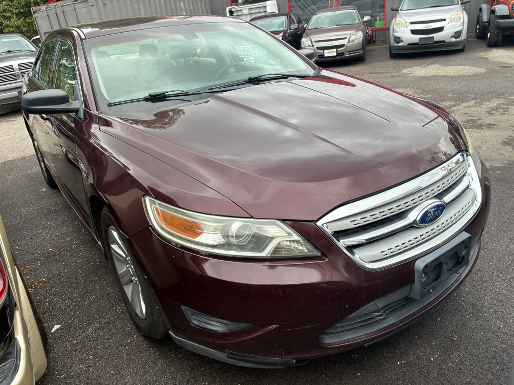 Photo 2 of this FORD TAURUS