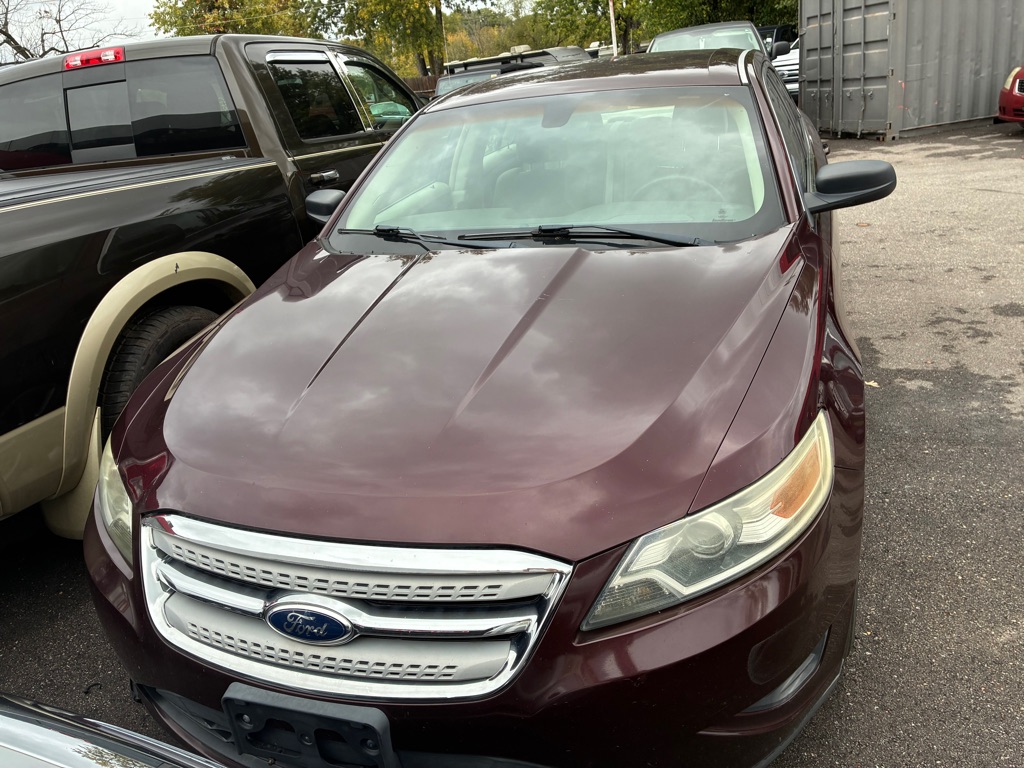 Photo 3 of this FORD TAURUS