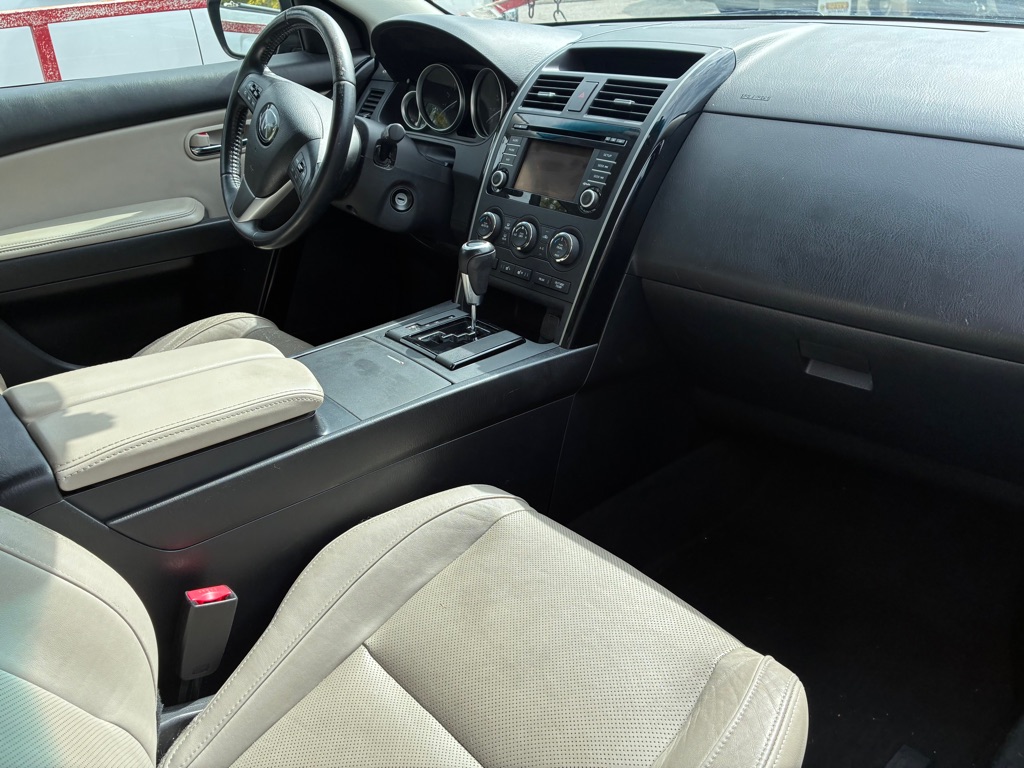 Photo 5 of this MAZDA CX-9