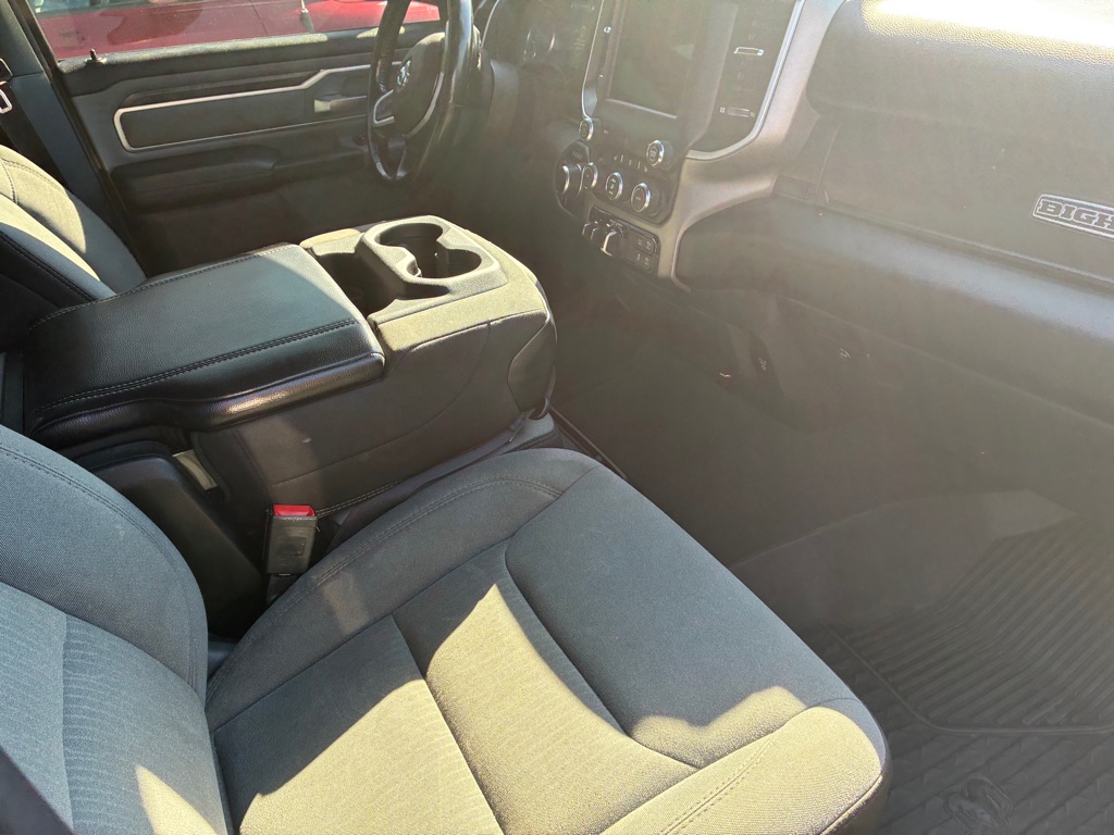 Photo 9 of this RAM 1500