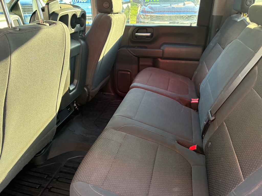 Photo 10 of this GMC SIERRA