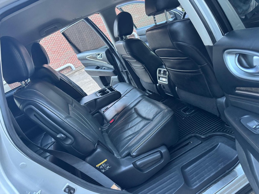 Photo 14 of this INFINITI QX60