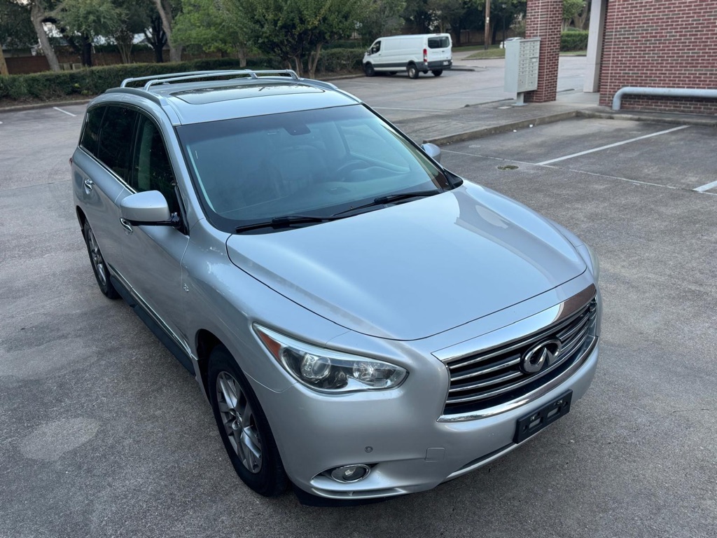 Photo 5 of this INFINITI QX60