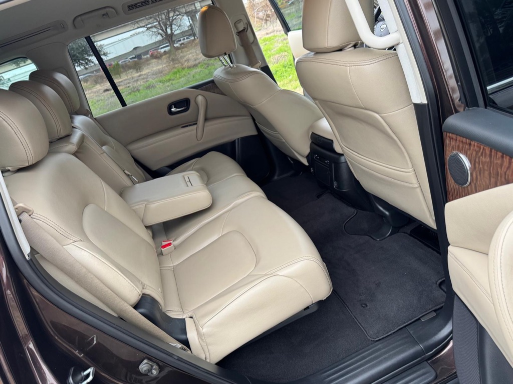 Photo 15 of this NISSAN ARMADA