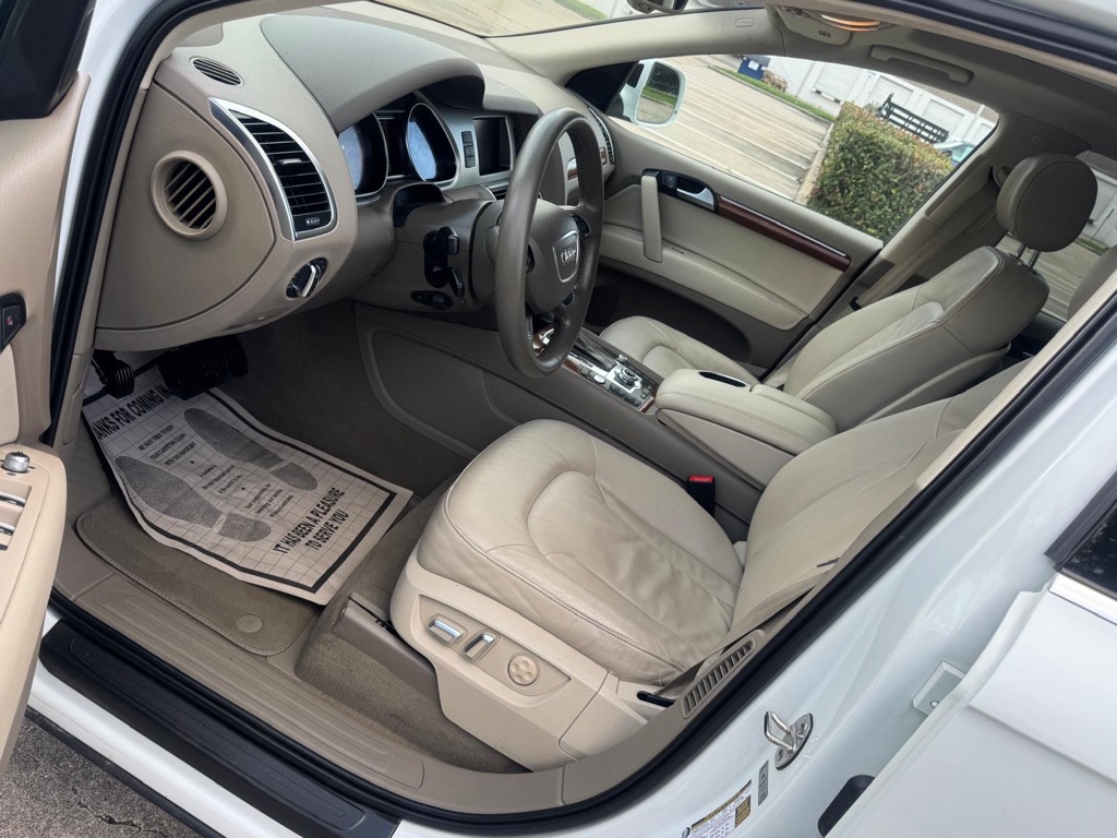 Photo 15 of this AUDI Q7
