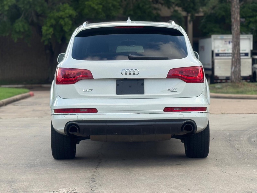 Photo 5 of this AUDI Q7