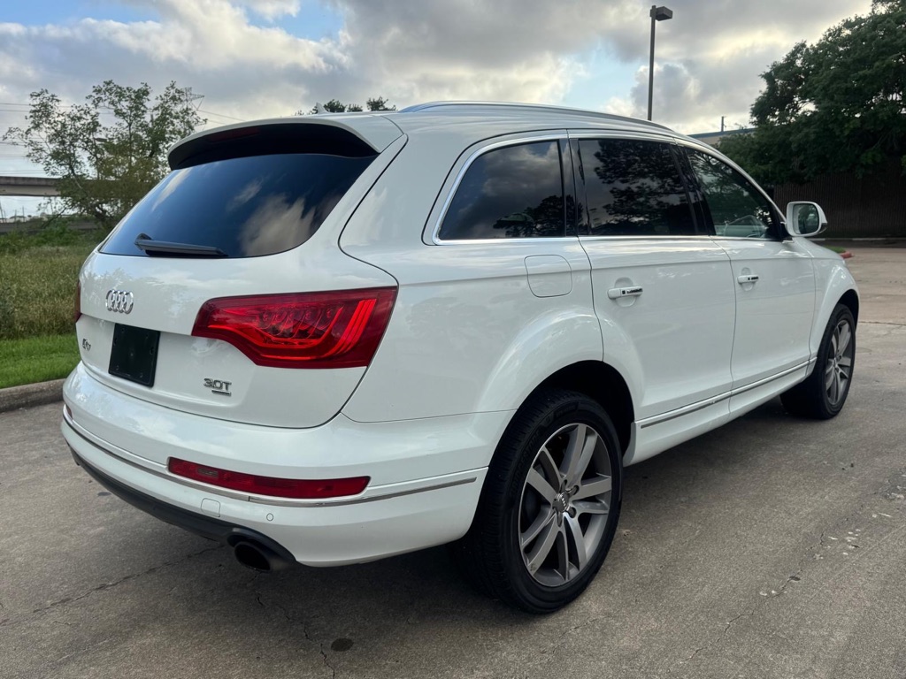 Photo 6 of this AUDI Q7