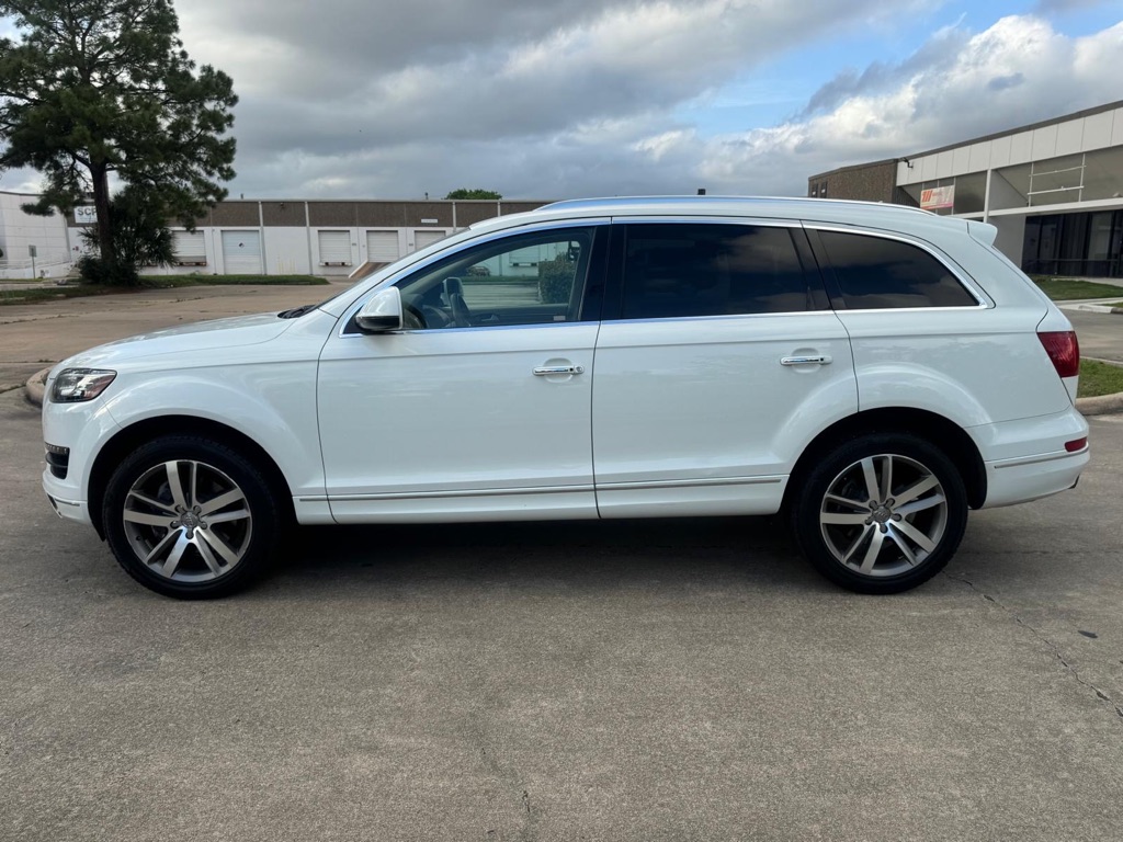 Photo 8 of this AUDI Q7