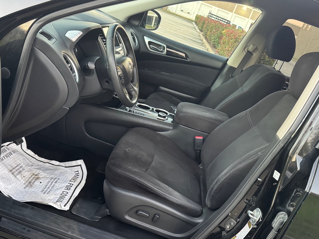 Photo 10 of this NISSAN PATHFINDER