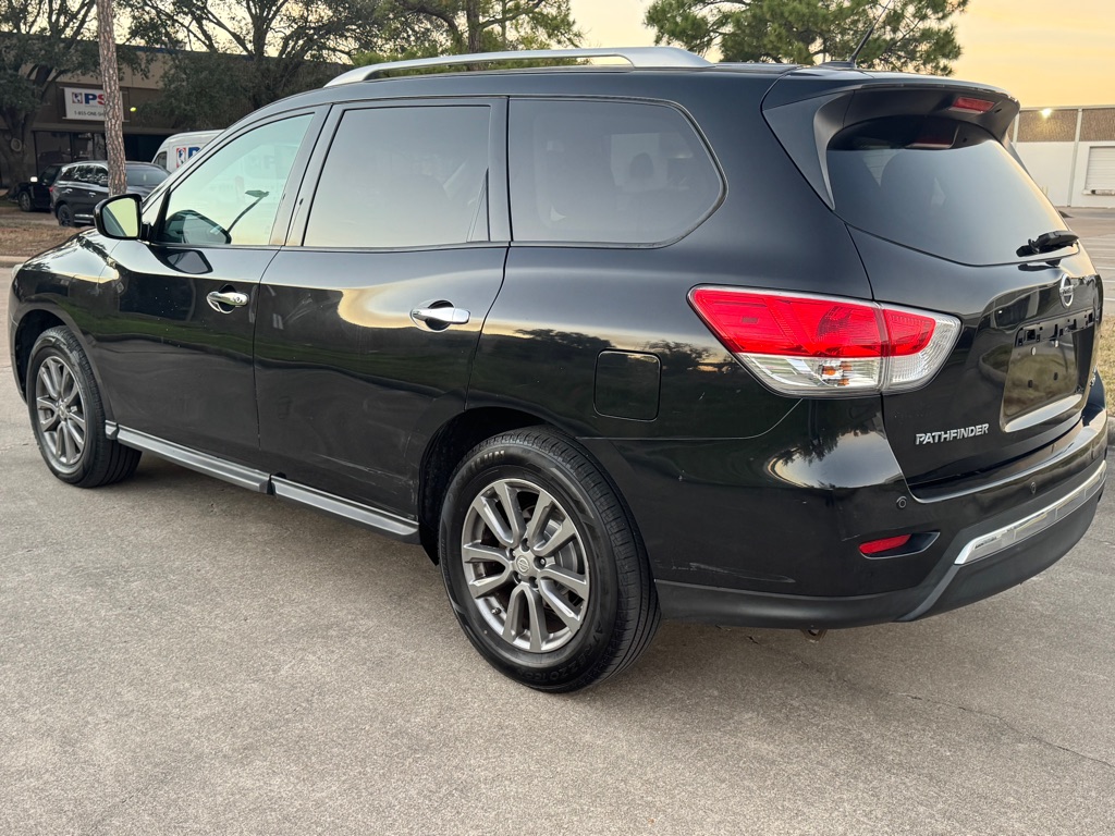 Photo 7 of this NISSAN PATHFINDER