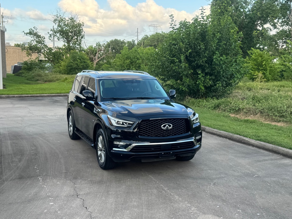 Photo 10 of this INFINITI QX80