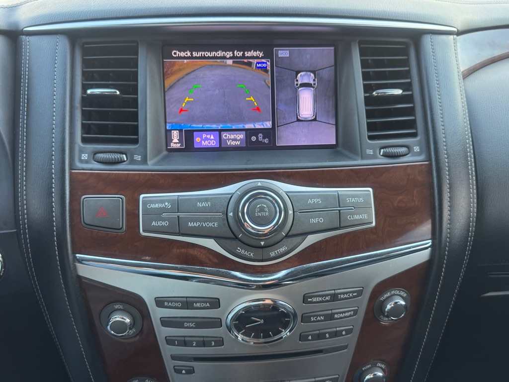 Photo 18 of this INFINITI QX80