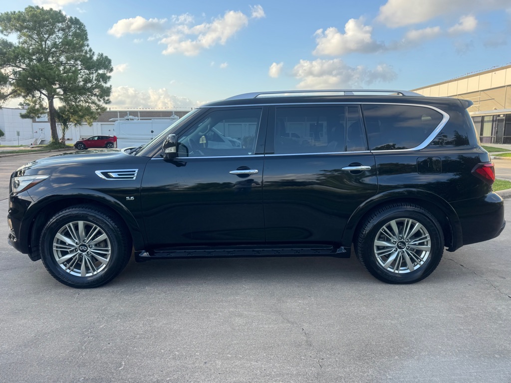 Photo 5 of this INFINITI QX80