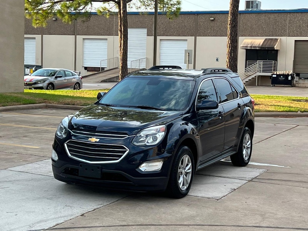 Photo 9 of this CHEVROLET EQUINOX