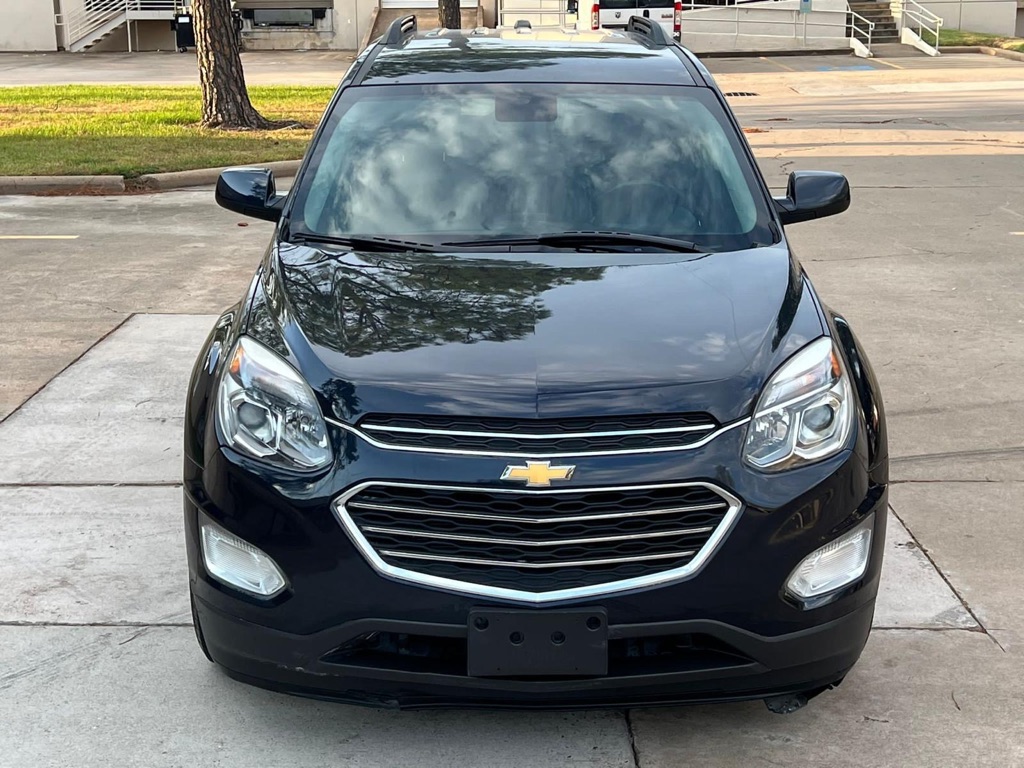 Photo 3 of this CHEVROLET EQUINOX