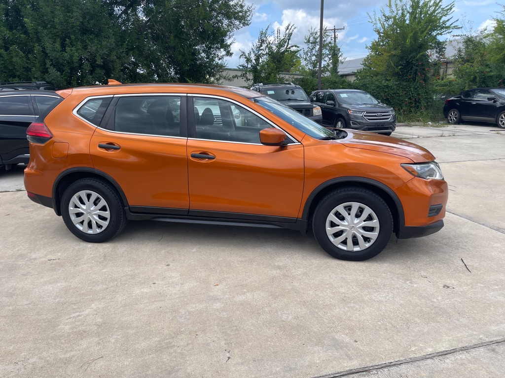 Photo 21 of this NISSAN ROGUE