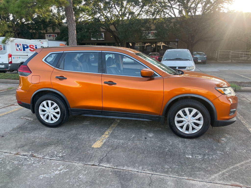 Photo 2 of this NISSAN ROGUE