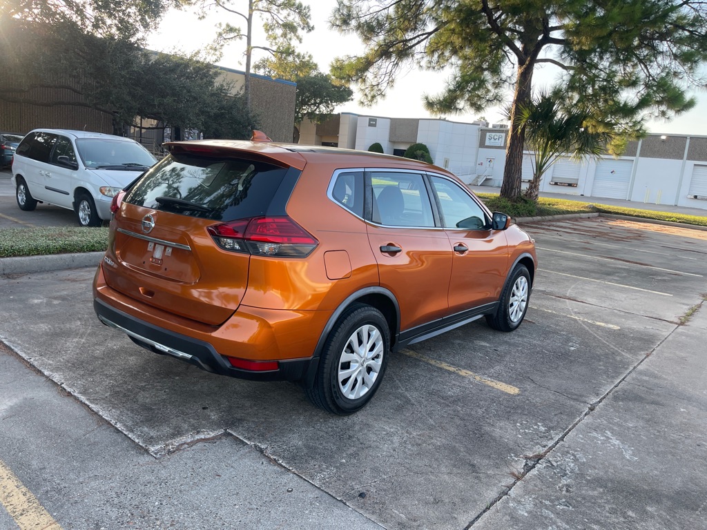Photo 7 of this NISSAN ROGUE