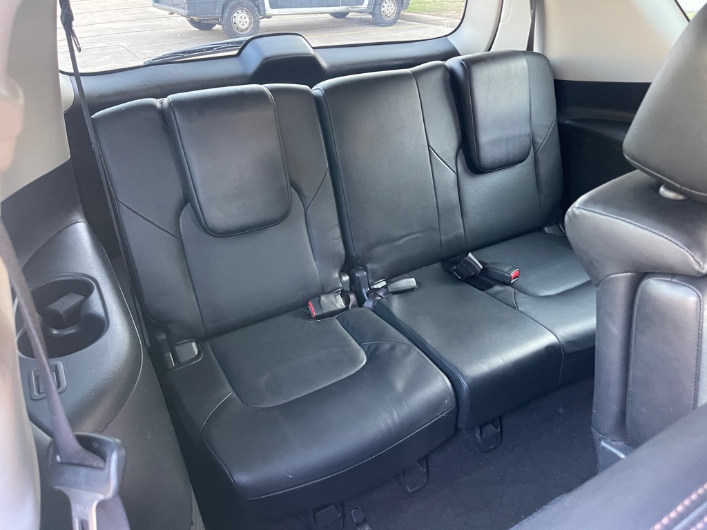 Photo 14 of this NISSAN ARMADA SL