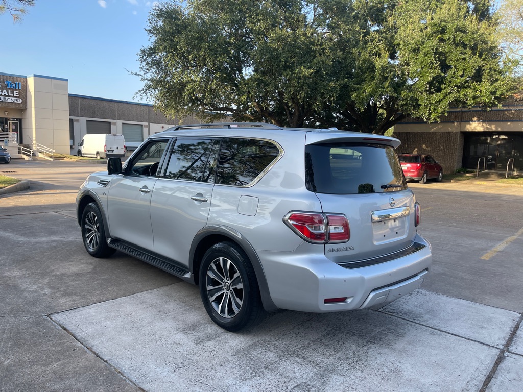 Photo 7 of this NISSAN ARMADA SL