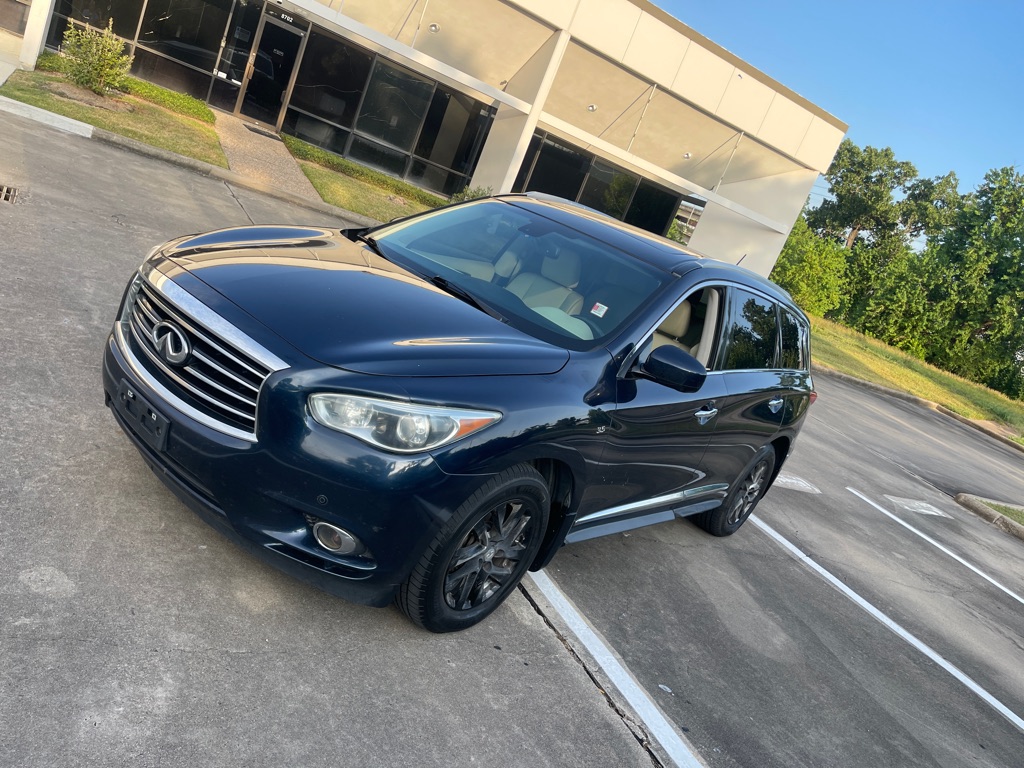Photo 2 of this INFINITI QX60