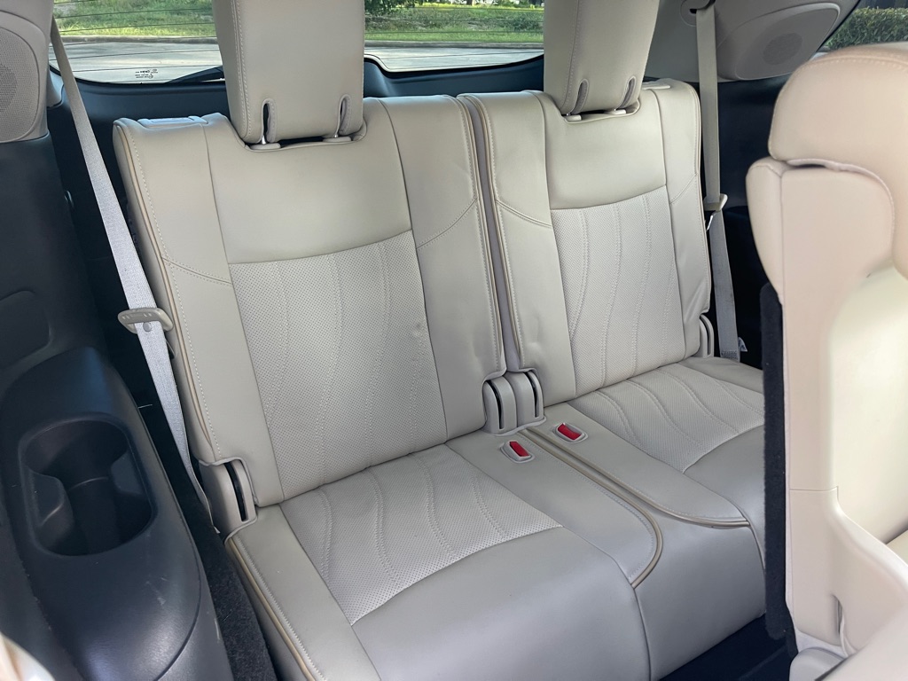 Photo 21 of this INFINITI QX60