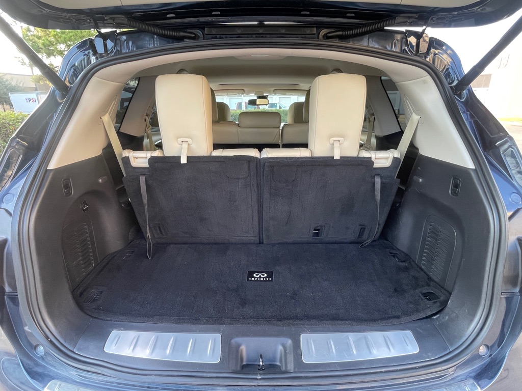 Photo 24 of this INFINITI QX60