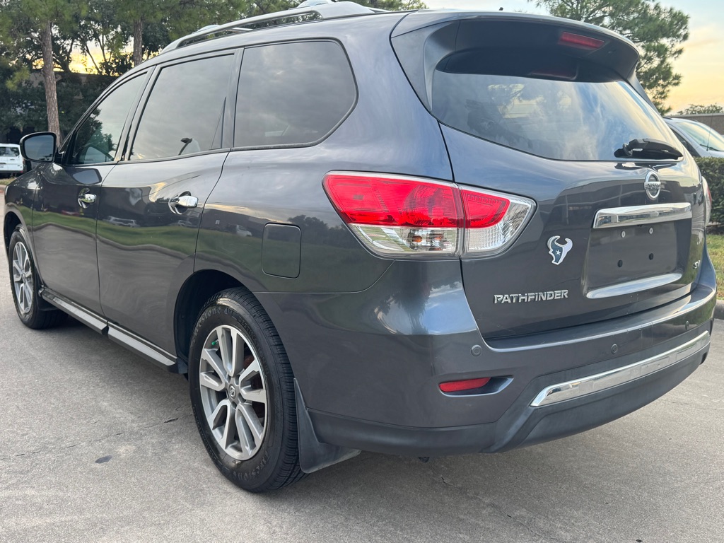 Photo 6 of this NISSAN PATHFINDER