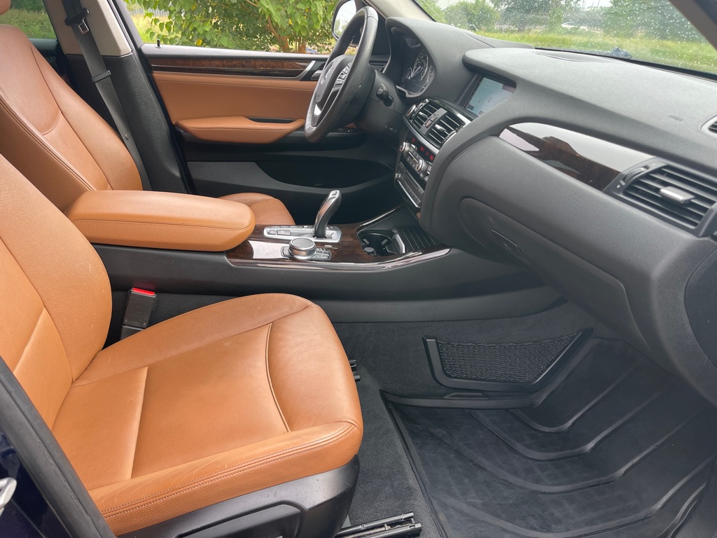 Photo 13 of this BMW X3