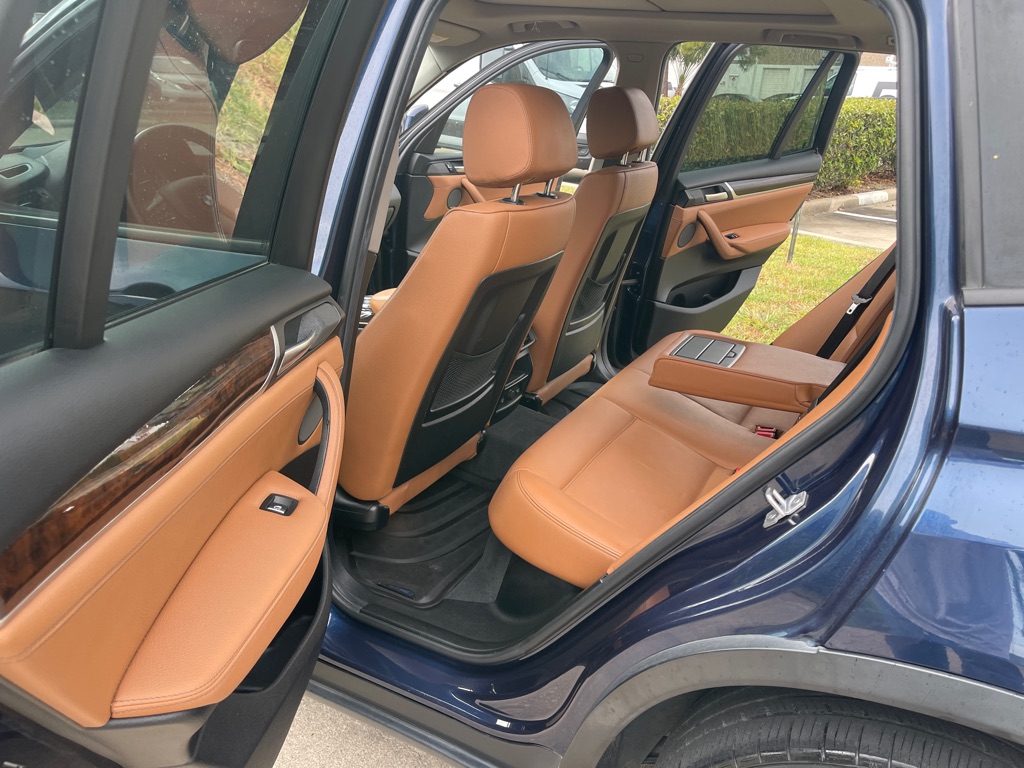 Photo 17 of this BMW X3
