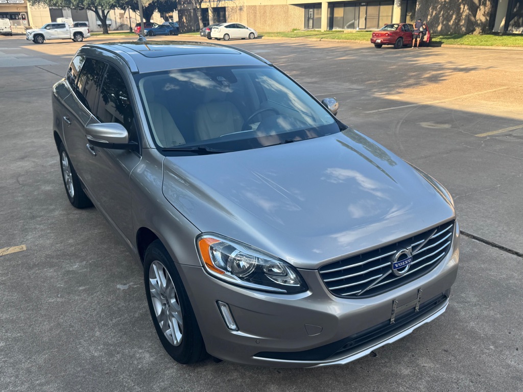 Photo 10 of this VOLVO XC60