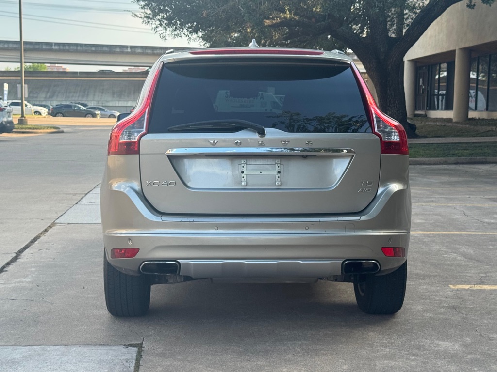 Photo 9 of this VOLVO XC60