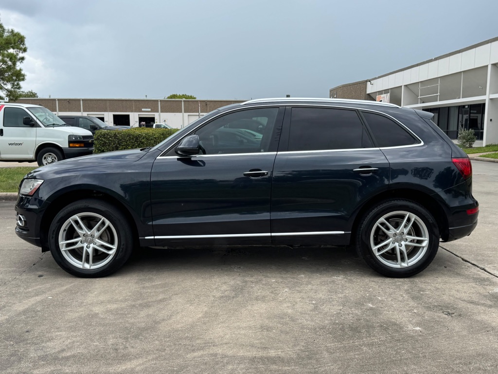 Photo 8 of this AUDI Q5