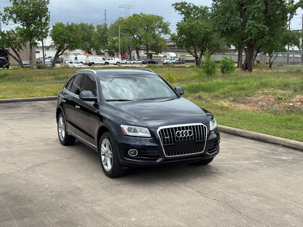 Photo 10 of this AUDI Q5
