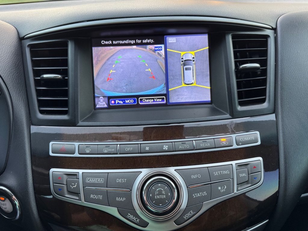 Photo 17 of this INFINITI QX60