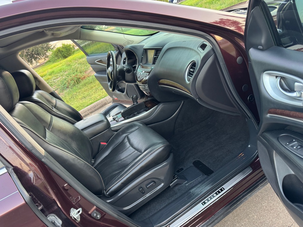 Photo 11 of this INFINITI QX60