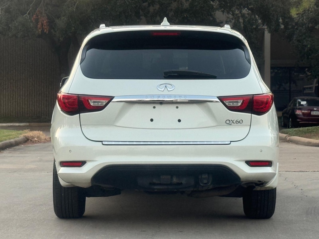 Photo 7 of this INFINITI QX60