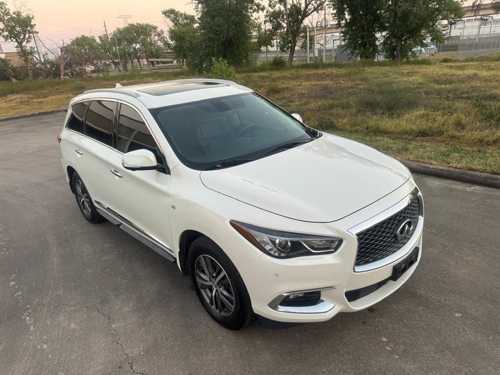 Photo 9 of this INFINITI QX60