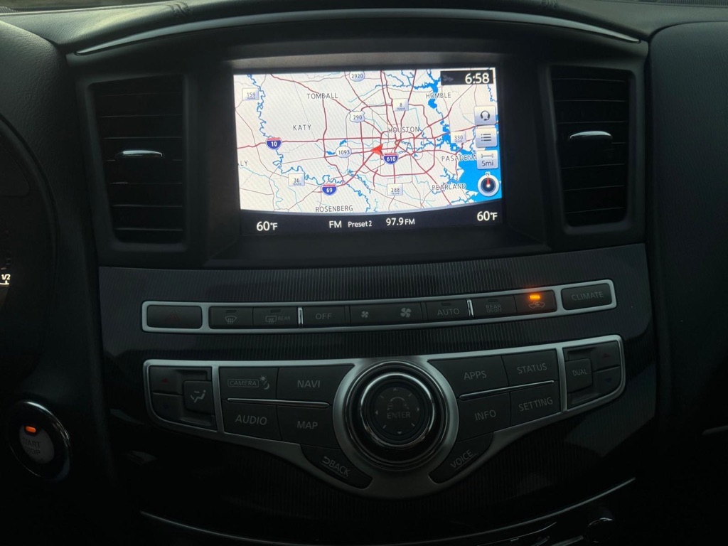 Photo 17 of this INFINITI QX60