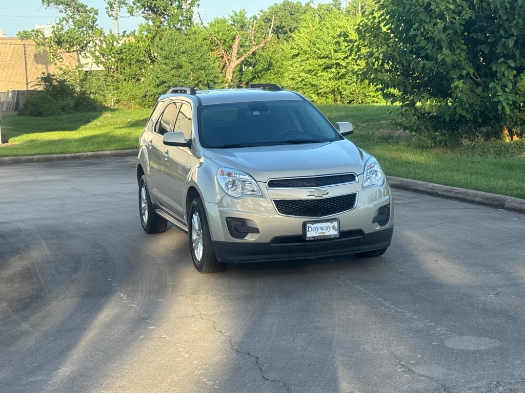 Photo 12 of this CHEVROLET EQUINOX